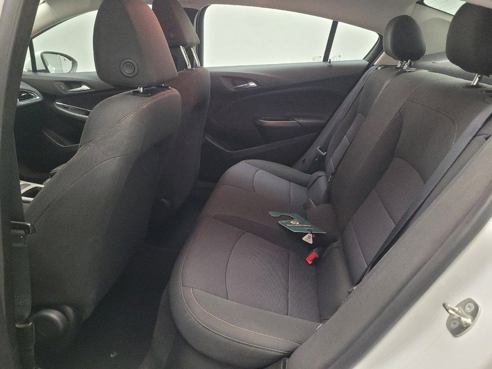 Used 2018 Chevrolet Cruze LS FWD image 18