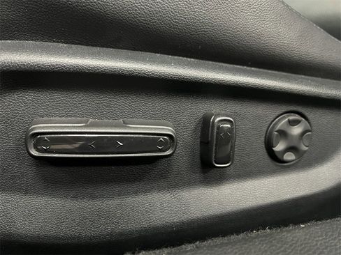 Used 2020 Honda Accord EX-L image 11