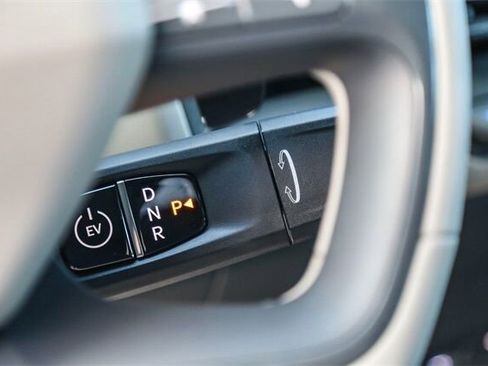 New 2026 Kia EV9 Wind image 18