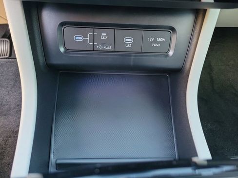 New 2026 Hyundai Tucson Limited image 39