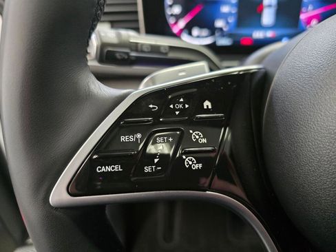 Used 2024 Mercedes-Benz GLE 350 4MATIC image 34