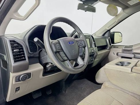 Used 2019 Ford F150 XLT image 9