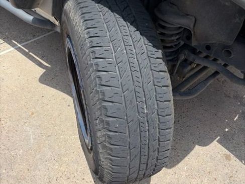 Used 2014 Jeep Wrangler Unlimited Rubicon w/ Connectivity Group AWD/4WD image 8