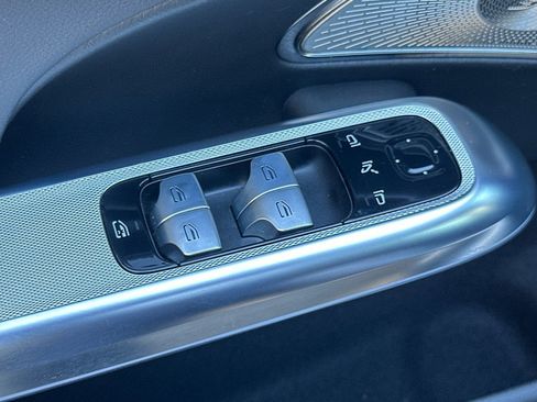 Used 2024 Mercedes-Benz E 350 4MATIC Sedan image 13