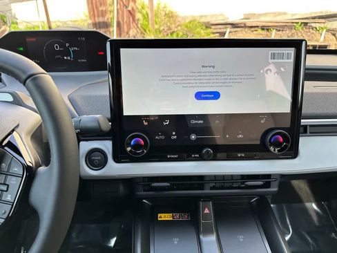 New 2026 Subaru Solterra Premium image 15