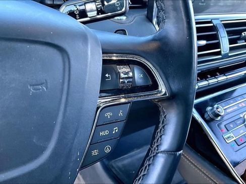 Used 2022 Lincoln Navigator Black Label image 19