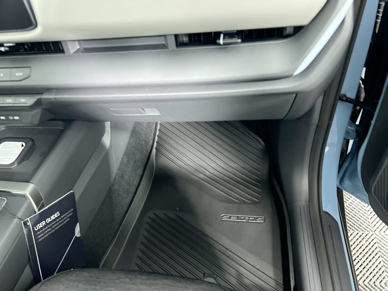 New 2027 Kia Seltos S FWD image 30