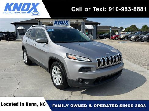 Used 2018 Jeep Cherokee Latitude Plus FWD image 1