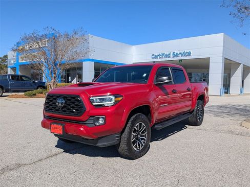 Used 2023 Toyota Tacoma TRD Sport w/ TRD Premium Sport Package image 4