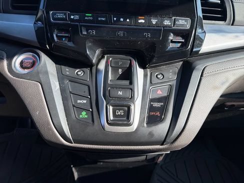 Used 2019 Honda Odyssey EX image 19