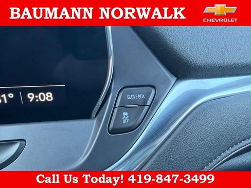 Used 2023 Chevrolet Blazer Premier AWD/4WD image 36