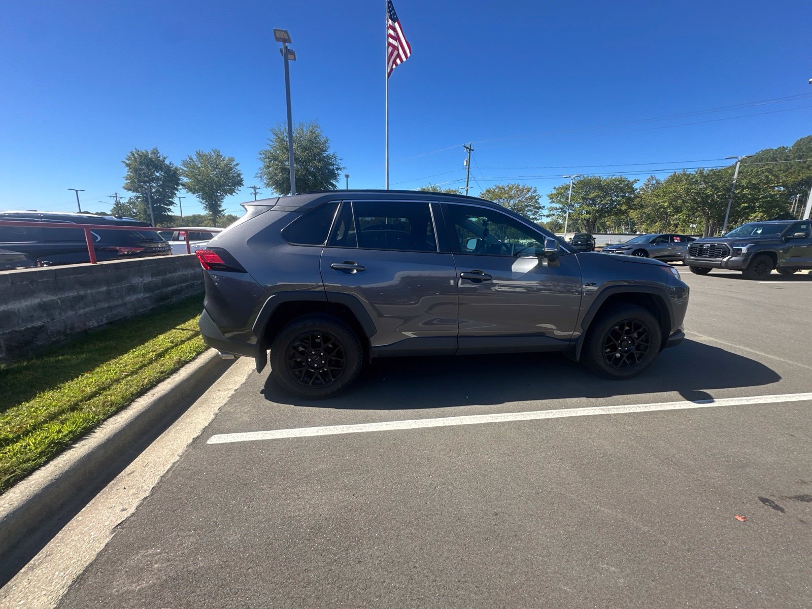 Used 2024 Toyota RAV4 XLE w/ Convenience Package FWD image 20