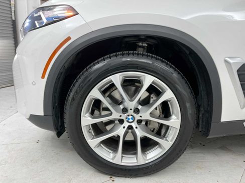 Used 2024 BMW X5 xDrive40i w/ Premium Package AWD/4WD image 25