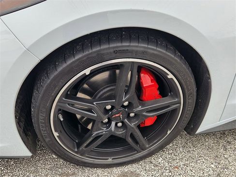 Used 2023 Chevrolet Corvette Stingray Premium Conv w/ Z51 Performance Package image 10