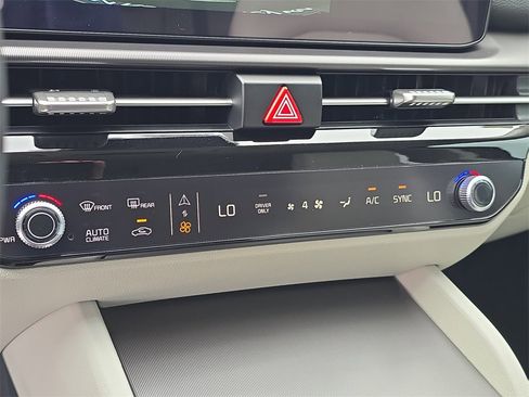 New 2026 Kia Sportage EX image 27