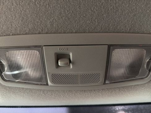 Used 2011 Mitsubishi Lancer Evolution GSR image 18