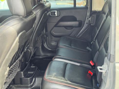 Used 2021 Jeep Wrangler Unlimited Rubicon image 15