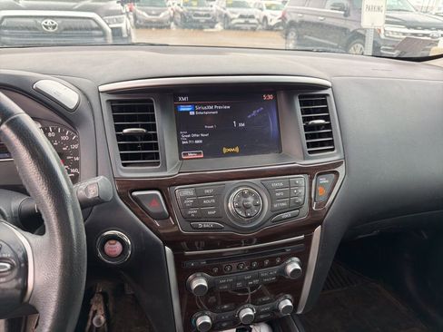 Used 2016 Nissan Pathfinder SL w/ SL Premium Package image 13