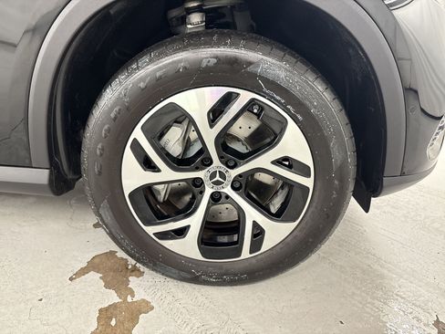 Certified 2025 Mercedes-Benz GLC 350e 4MATIC image 12