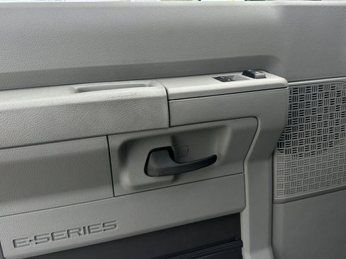 New 2026 Ford E-350 and Econoline 350 Super Duty w/ Power Equipment Group image 10