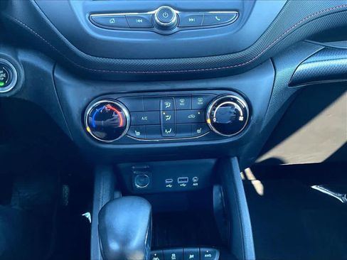 Used 2023 Chevrolet TrailBlazer RS AWD/4WD image 17