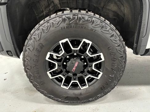 Used 2026 GMC Sierra 2500 AT4X AWD/4WD image 64