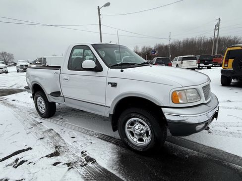 Used 1999 Ford F150 Lariat image 10