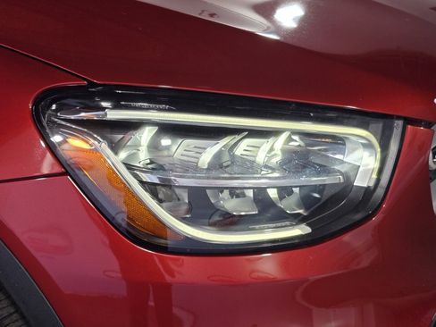 Used 2020 Mercedes-Benz GLC 300 GLC 300 image 5