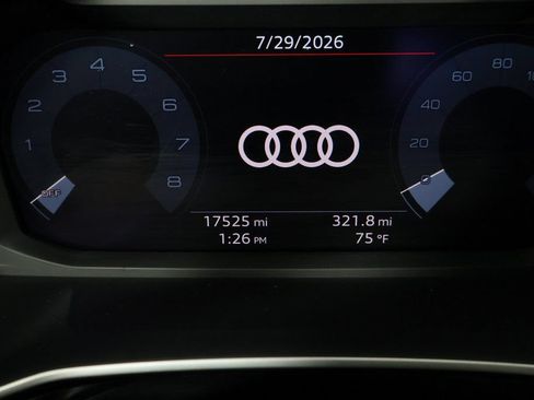 Used 2025 Audi Q3 2.0T Premium Plus w/ Premium Plus Package AWD/4WD image 16