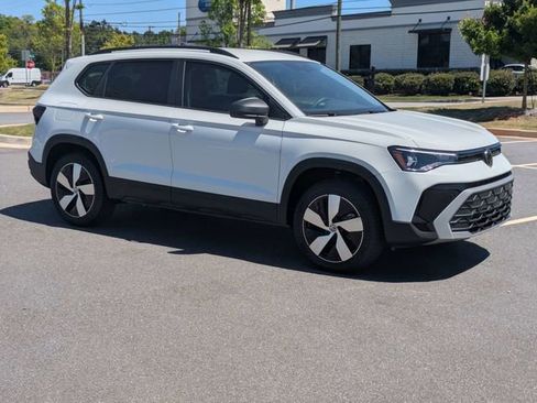 New 2026 Volkswagen Taos S AWD/4WD image 2
