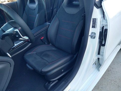 New 2024 Mercedes-Benz CLA 250 4MATIC image 7