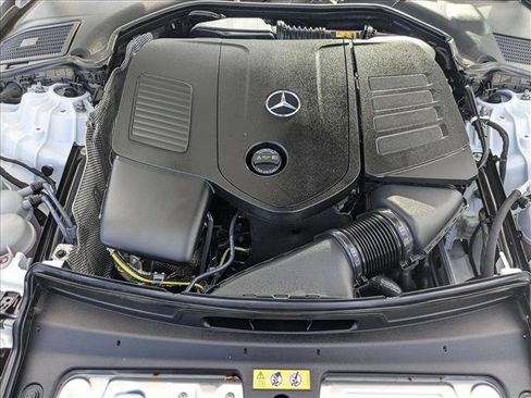 Used 2025 Mercedes-Benz C 300 Sedan image 23