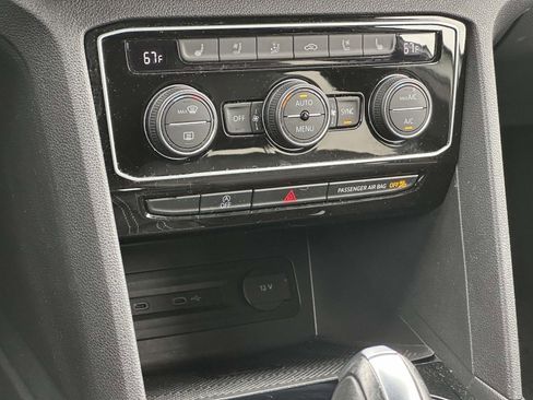 Certified 2023 Volkswagen Atlas Cross Sport SEL Premium R-Line image 20