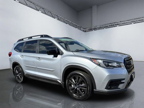 Used 2022 Subaru Ascent Onyx Edition image 8
