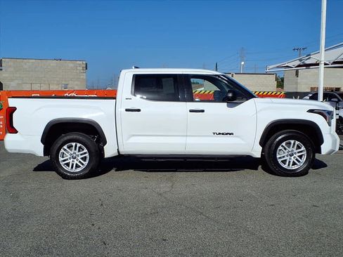 Used 2022 Toyota Tundra SR5 image 4