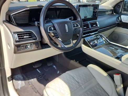 Used 2022 Lincoln Navigator Black Label image 15