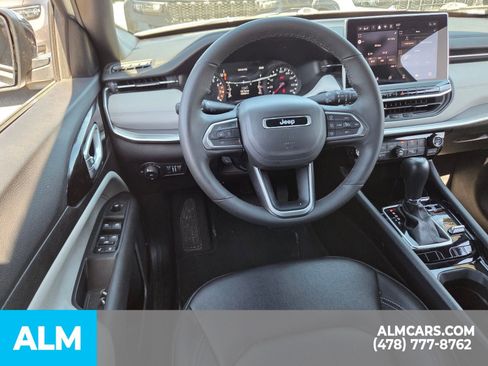 Used 2025 Jeep Compass Limited AWD/4WD image 7