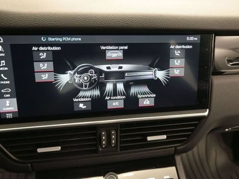 Used 2020 Porsche Cayenne AWD/4WD image 10
