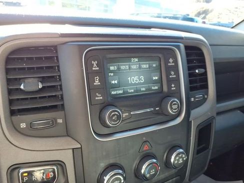 Used 2017 RAM 1500 Express image 25