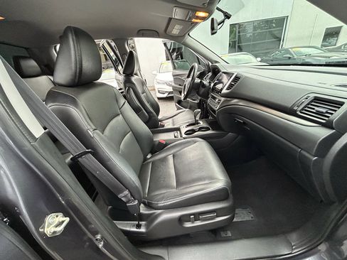Used 2017 Honda Ridgeline RTL-T image 40