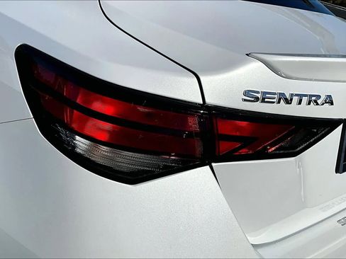 New 2025 Nissan Sentra SR image 14