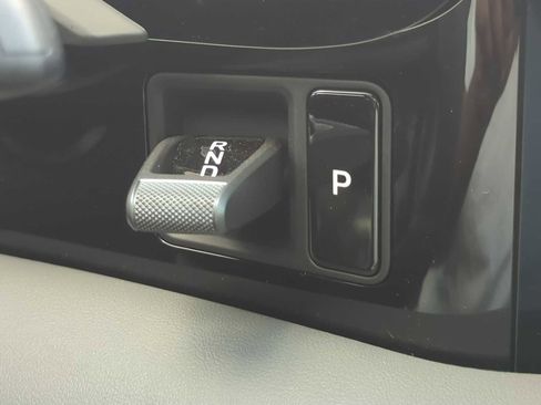 Used 2025 Porsche Taycan 4S image 33