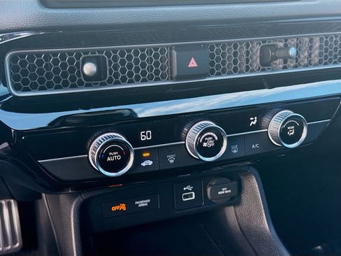 Certified 2024 Honda Civic Sport image 14