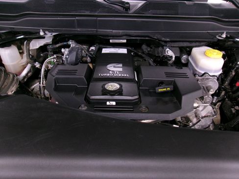 Used 2024 RAM 3500 Big Horn image 16