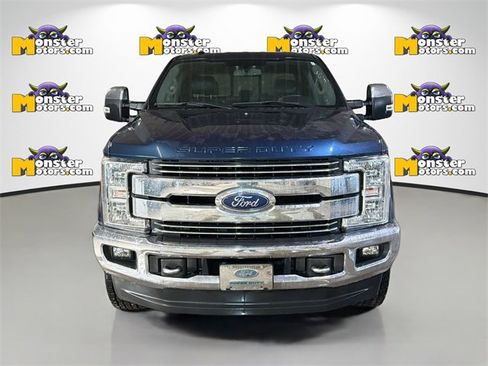 Used 2017 Ford F250 Lariat w/ Chrome Package image 2