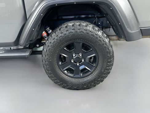 Used 2022 Jeep Gladiator Mojave w/ Cold Weather Group AWD/4WD image 34