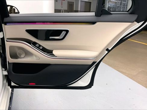 Certified 2023 Mercedes-Benz S 500 4MATIC image 12