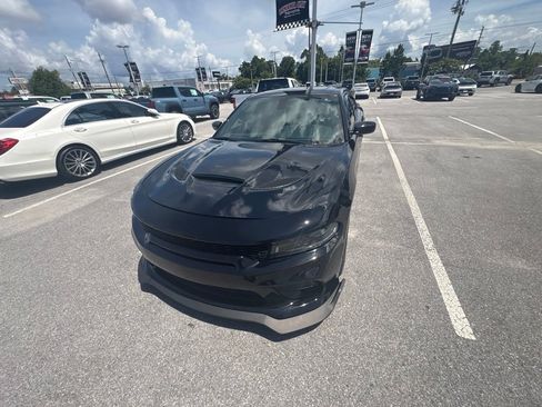 Used 2022 Dodge Charger SXT w/ Blacktop Package RWD image 19
