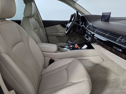 Used 2019 Audi Q7 3.0T Prestige w/ Prestige Package AWD/4WD image 52