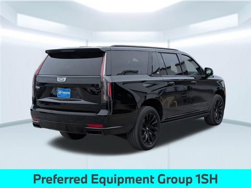 Used 2024 Cadillac Escalade ESV Sport Platinum w/ LPO, ONYX Package AWD/4WD image 6